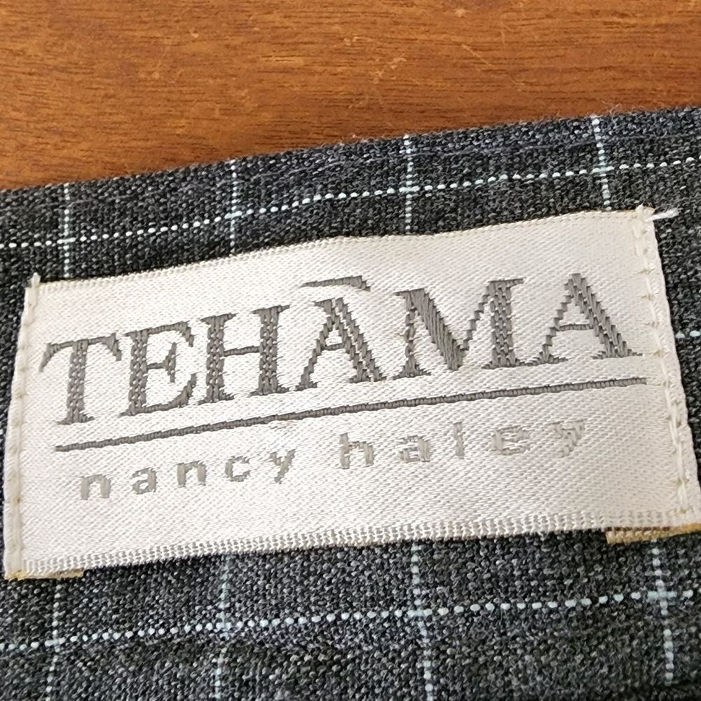 TEHAMA WOMEN'S BERMUDA SHORTS SIZE 10 GRAY - Picture 3 of 5